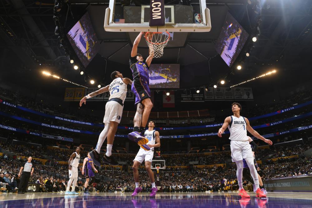 他凭借强劲 他凭借强劲